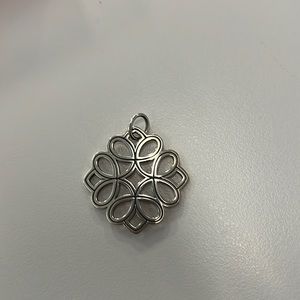 James avery necklace pendant